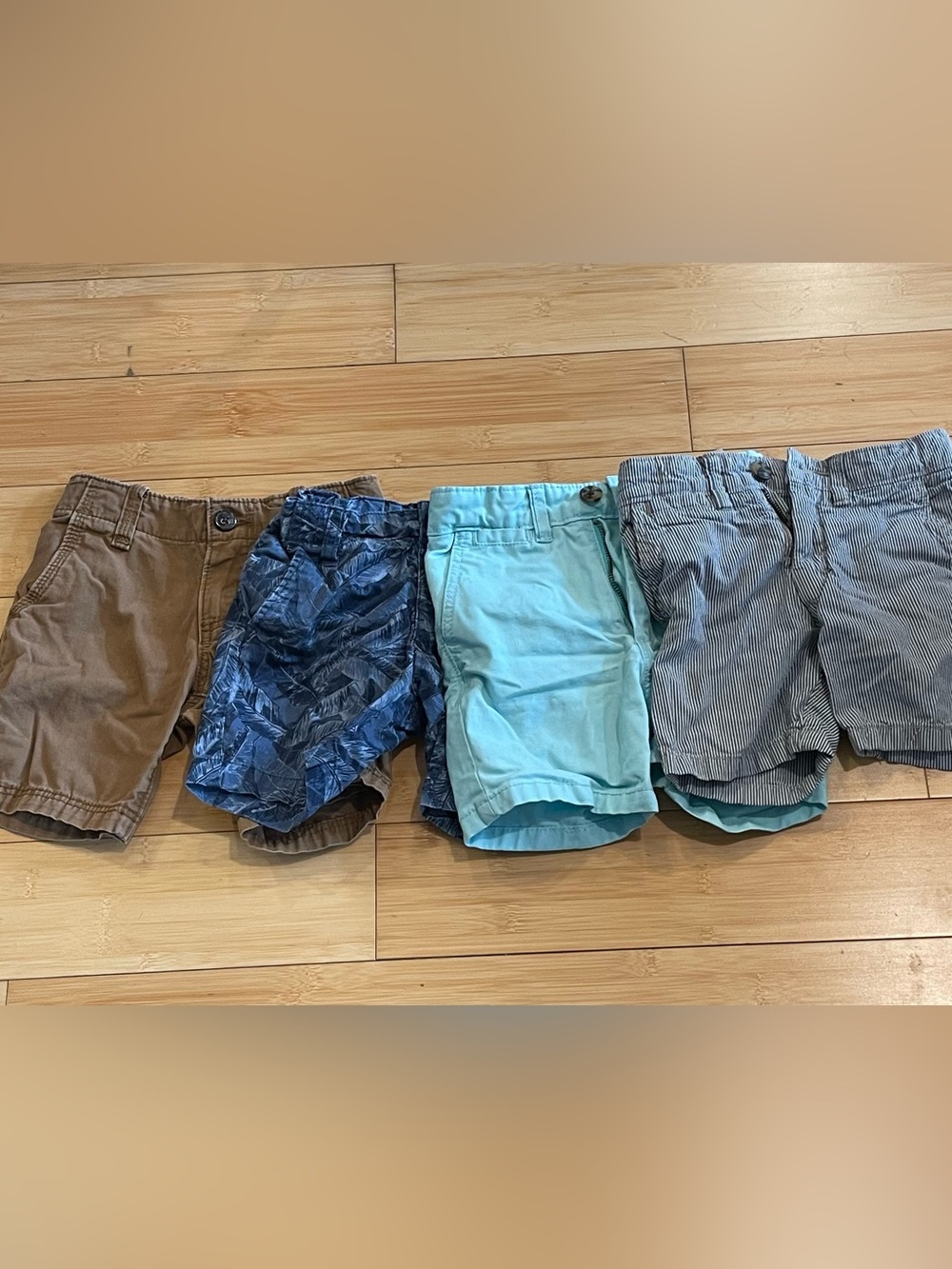 LIKE NEW! BUNDLE! 4 PAIRS! H&M Kids Toddler Play Shorts Sz 1 1/2 - 2